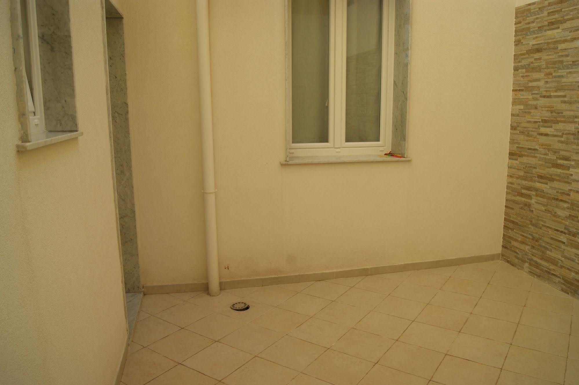 Guest House Golfo Xifonio Augusta Exteriör bild